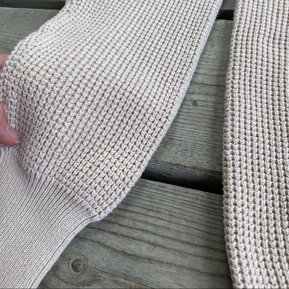 Cherokee Textured Crewneck Sweater - Picture 3 of 5